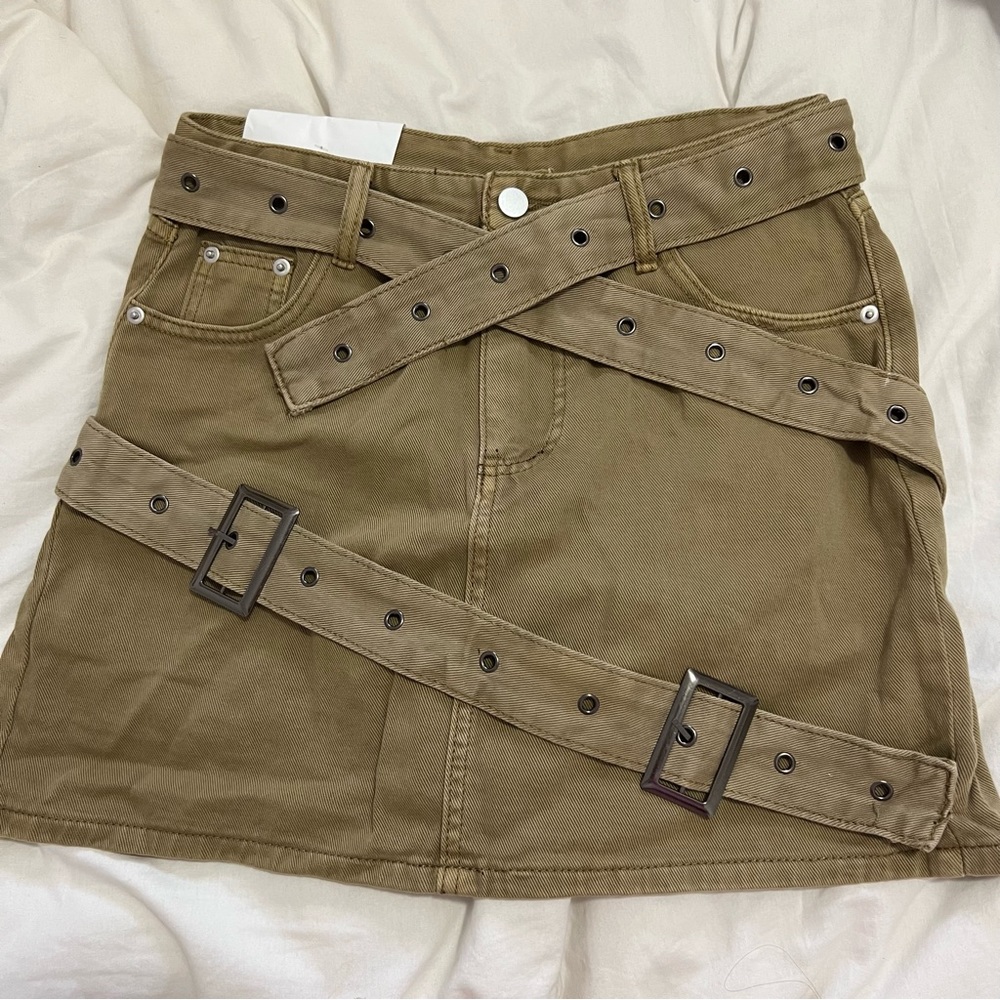 Belted mini skirt